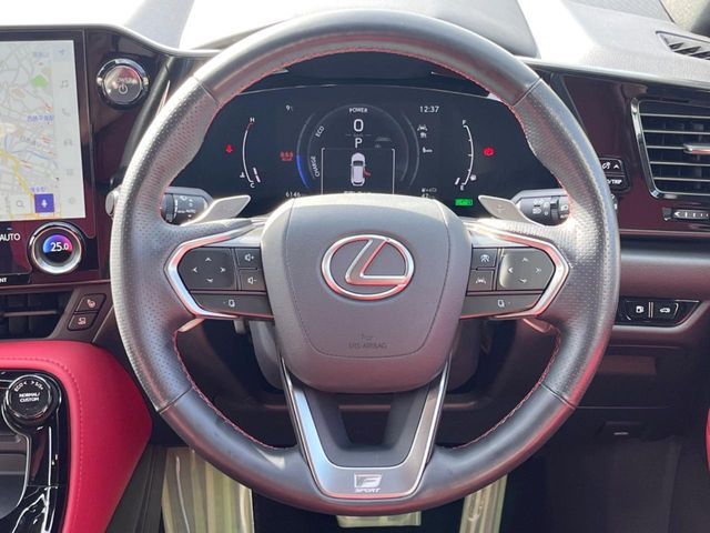 TOYOTA LEXUS NX350H 2023 Image 31