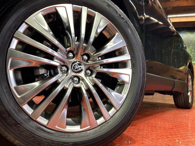 TOYOTA HARRIER HYBRID 2023 Image 31