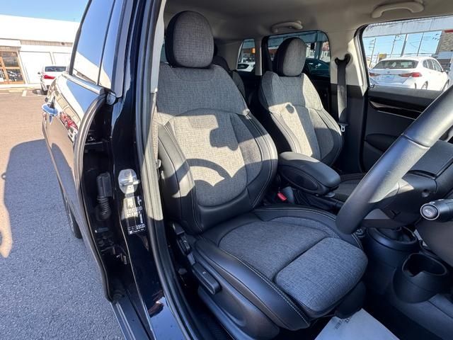 BMW MINI COOPER 5DOOR 2023 Image 31