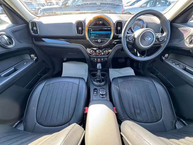 BMW MINI COOPER D CR 2018 Image 31