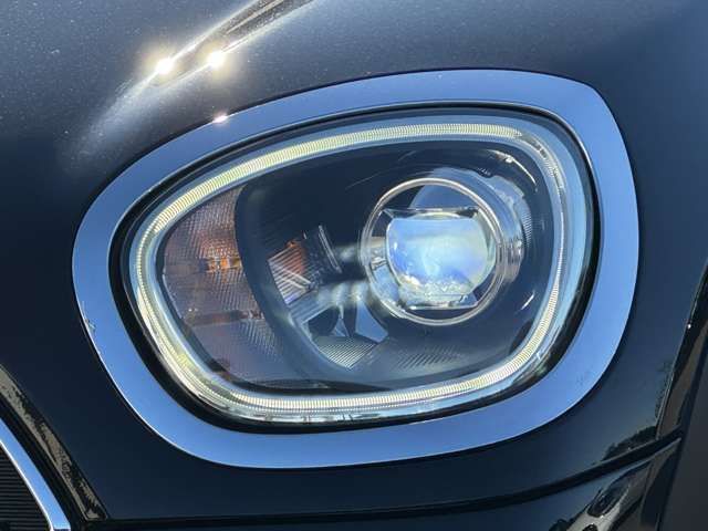 BMW MINI COOPER D CR 2018 Image 31