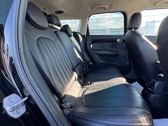 BMW MINI COOPER D CR 2018 Image 31