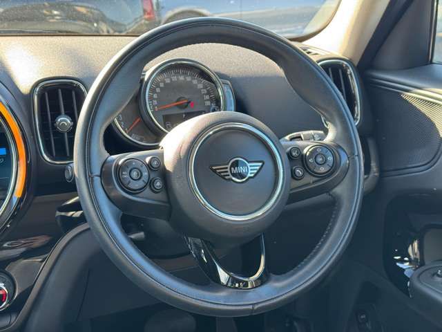 BMW MINI COOPER D CR 2018 Image 31