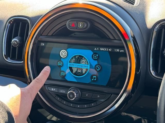 BMW MINI COOPER D CR 2018 Image 31