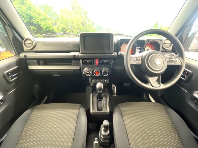 SUZUKI JIMNY NOMADE 2026 Image 31