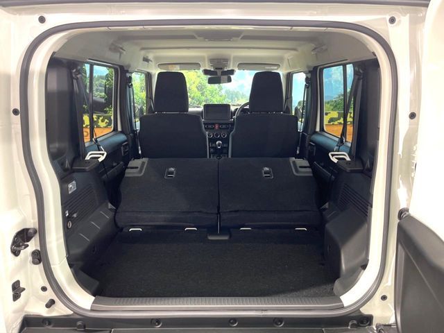 SUZUKI JIMNY NOMADE 2026 Image 31