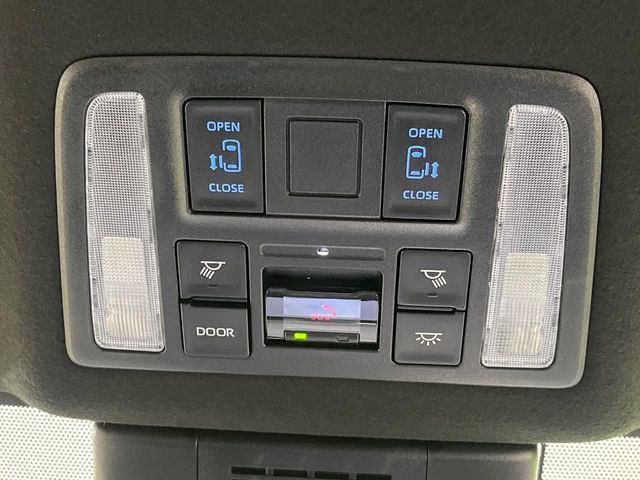 TOYOTA VOXY 4WD 2025 Image 31