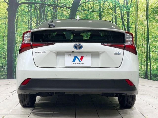 TOYOTA PRIUS 2019 Image 31