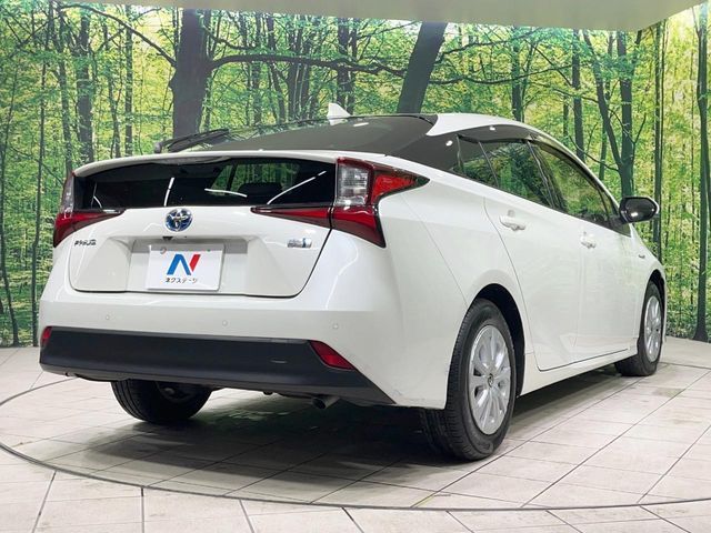 TOYOTA PRIUS 2019 Image 31