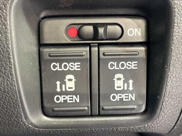 HONDA N BOX CUSTOM 2015 Image 31