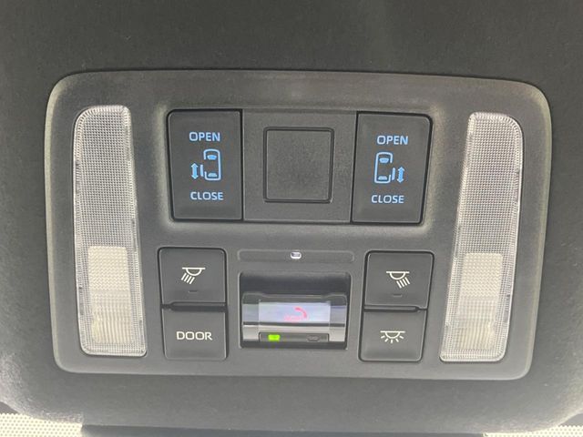 TOYOTA VOXY 4WD 2025 Image 31