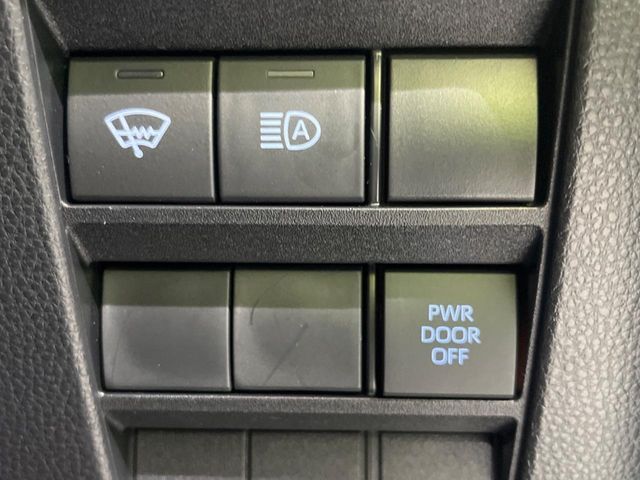 TOYOTA VOXY 4WD 2025 Image 31