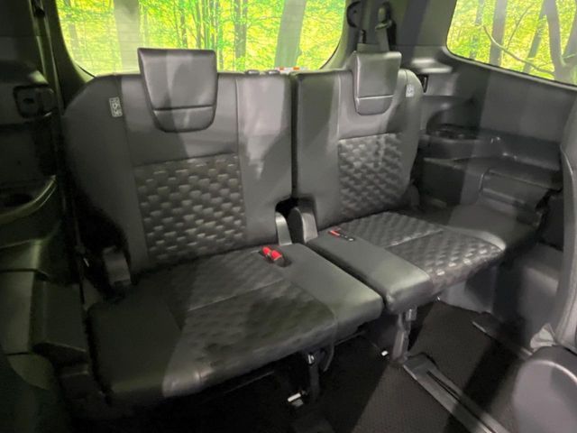 TOYOTA VOXY 4WD 2025 Image 31