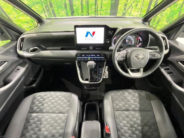 TOYOTA VOXY 4WD 2025 Image 31