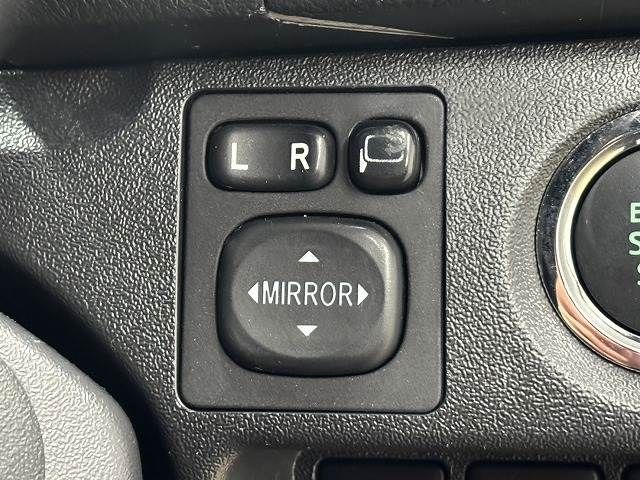 TOYOTA HIACE VAN 2WD 2021 Image 31