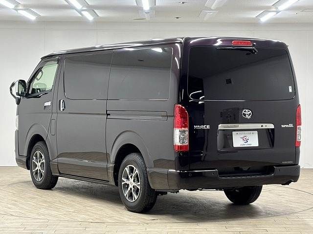 TOYOTA HIACE VAN 2WD 2021 Image 31