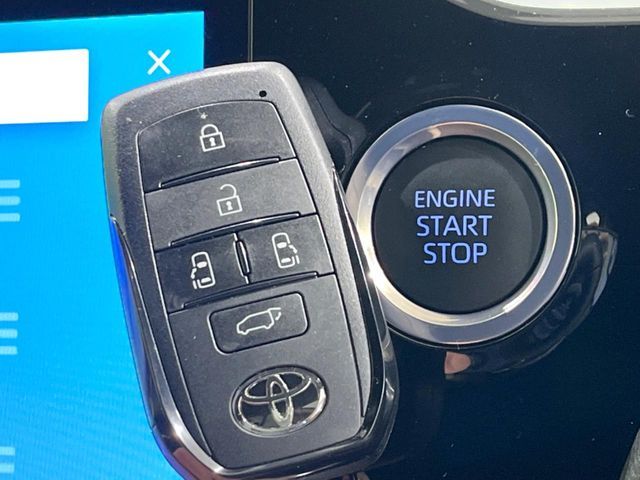 TOYOTA NOAH 2023 Image 31