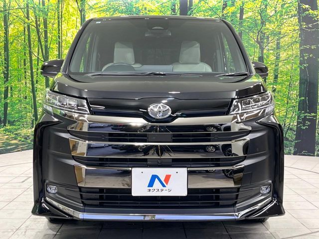 TOYOTA NOAH 2023 Image 31