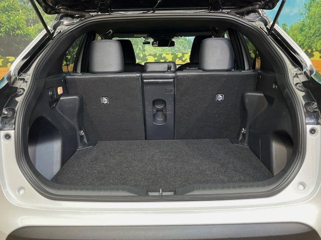 TOYOTA YARIS CROSS HYBRID 2025 Image 31