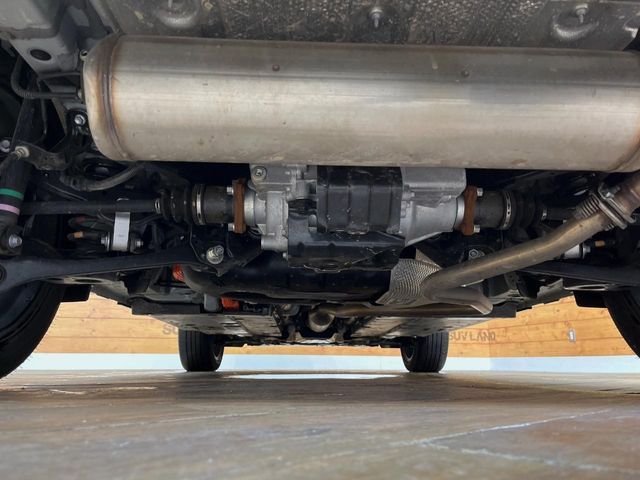 TOYOTA YARIS CROSS HYBRID 2025 Image 31