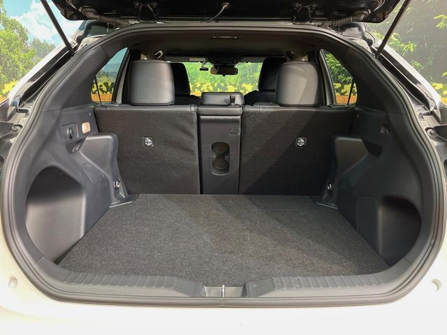 TOYOTA YARIS CROSS HYBRID 2025 Image 31