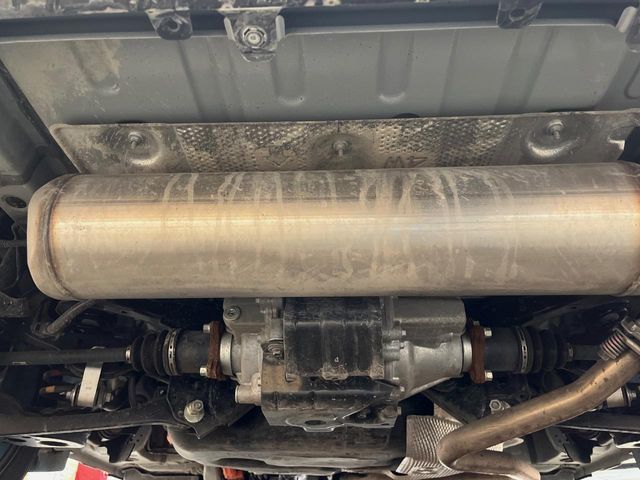 TOYOTA YARIS CROSS HYBRID 2025 Image 31