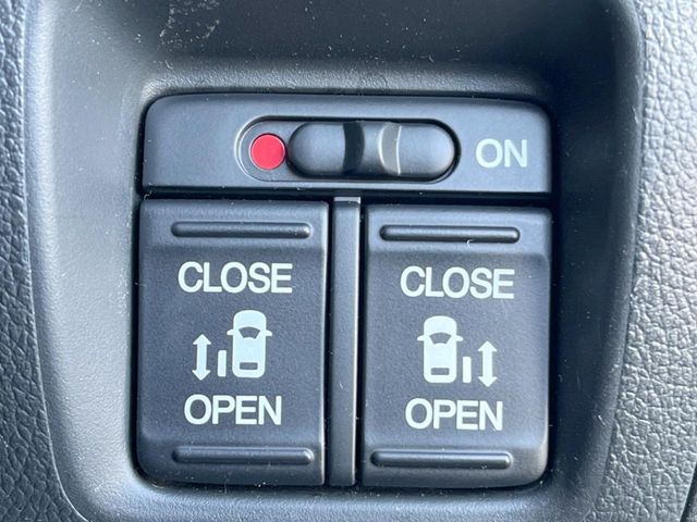 HONDA N BOX CUSTOM 2016 Image 31