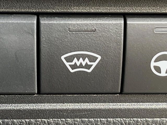 TOYOTA YARIS CROSS HYBRID 2025 Image 31