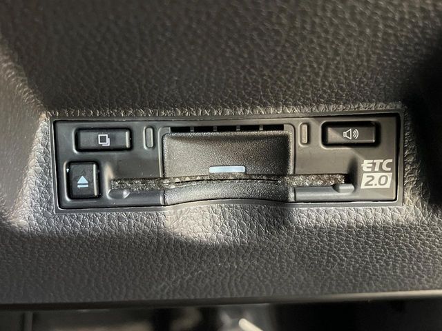 TOYOTA YARIS CROSS HYBRID 2025 Image 31