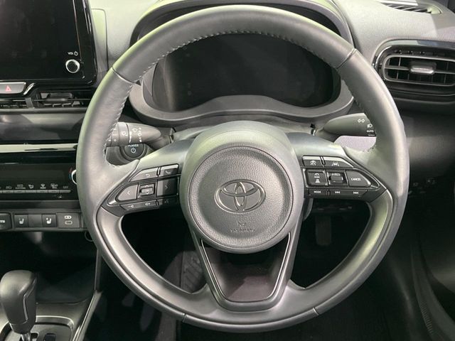 TOYOTA YARIS CROSS HYBRID 2025 Image 31
