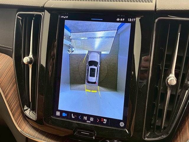 VOLVO XC60 2022 Image 31