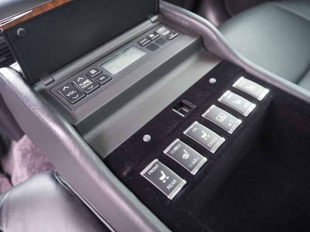 NISSAN FUGA 2019 Image 31