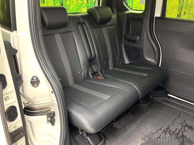 HONDA N BOX CUSTOM 2024 Image 31