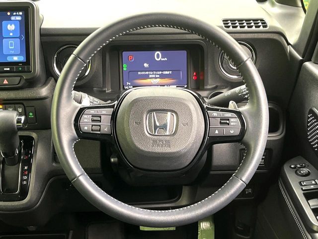 HONDA N BOX CUSTOM 2024 Image 31