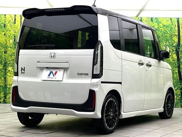HONDA N BOX CUSTOM 2024 Image 31