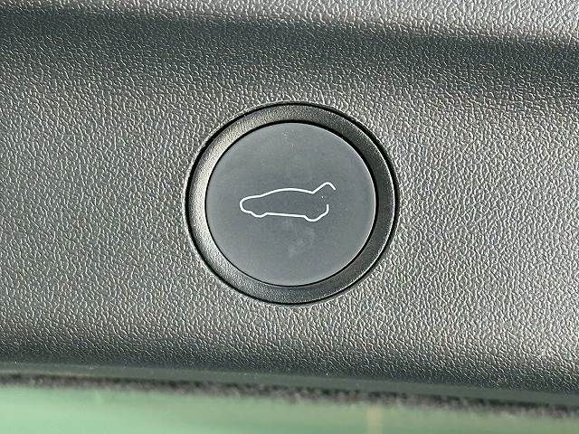 TESLA MODEL Y 2022 Image 31