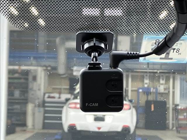 TOYOTA COROLLA CROSS HYBRID 2023 Image 31