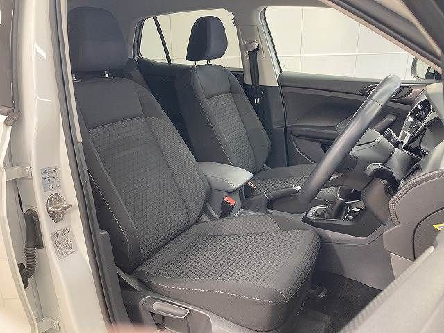 VOLKSWAGEN T-CROSS 2021 Image 31