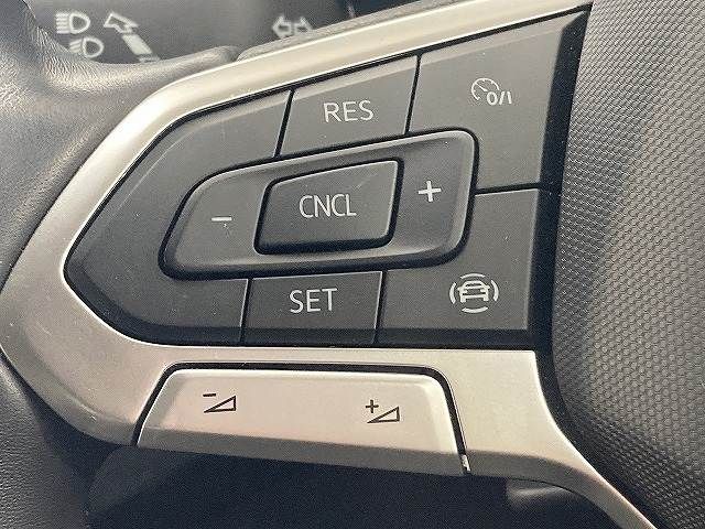 VOLKSWAGEN T-CROSS 2021 Image 31