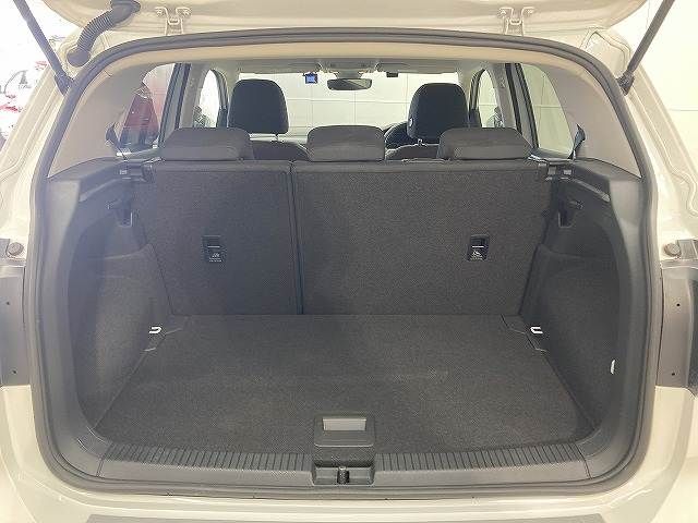 VOLKSWAGEN T-CROSS 2021 Image 31