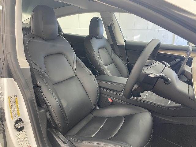 TESLA MODEL 3 2021 Image 31