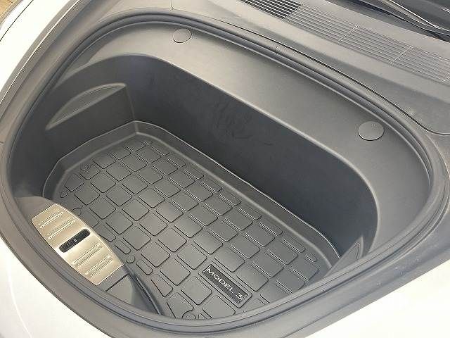 TESLA MODEL 3 2021 Image 31