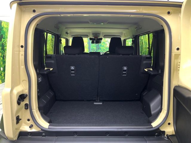 SUZUKI JIMNY NOMADE 2025 Image 31