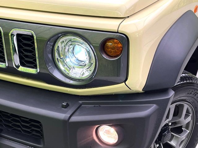 SUZUKI JIMNY NOMADE 2025 Image 31