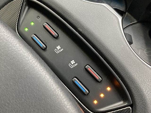 TOYOTA HARRIER 2WD 2021 Image 31