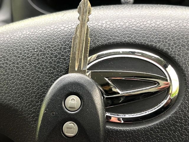 DAIHATSU MIRA E:S 2014 Image 31