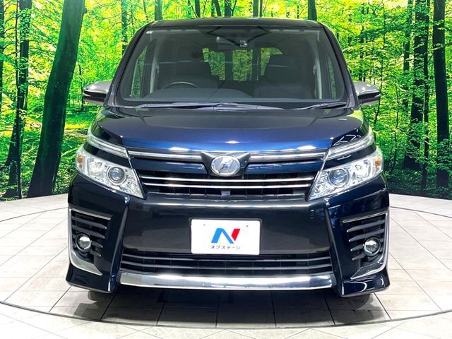 TOYOTA VOXY 2015 Image 31