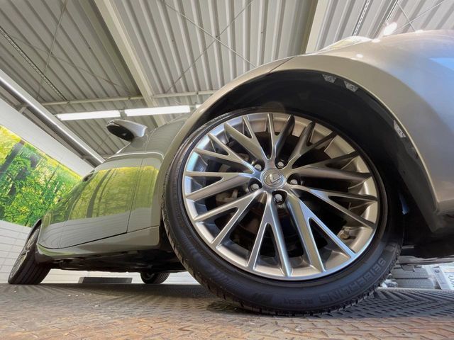 TOYOTA LEXUS IS300H 2013 Image 31