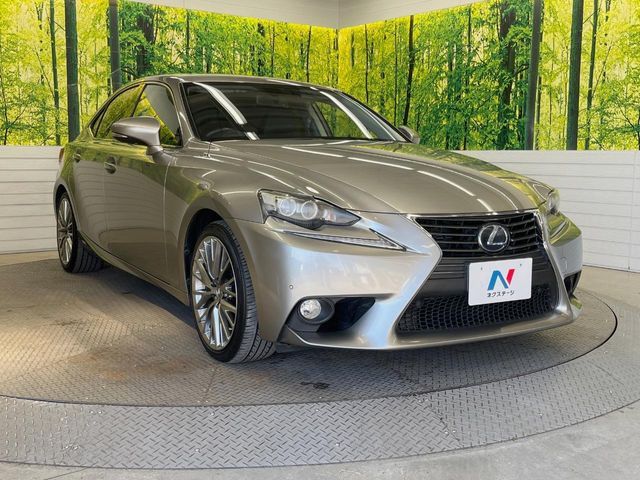 TOYOTA LEXUS IS300H 2013 Image 31