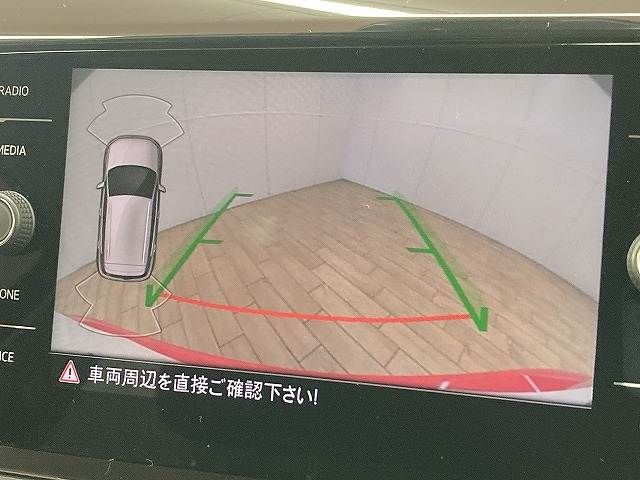 VOLKSWAGEN T-CROSS 2020 Image 31